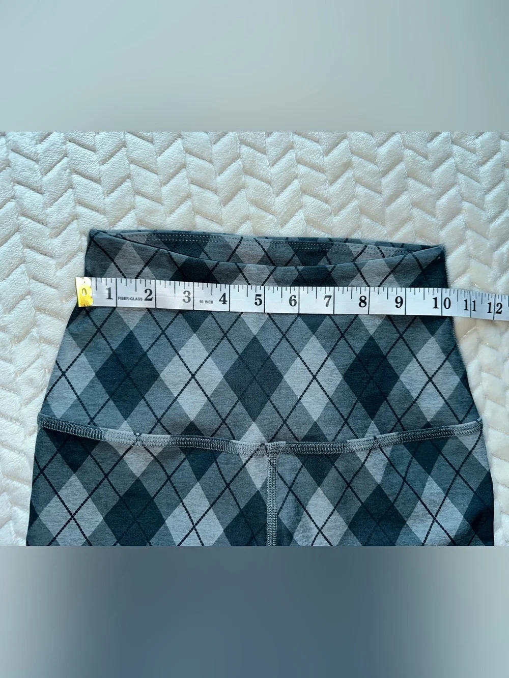 Beyond Yoga Grey Plaid Inseam 25” Size XS - Picture 7 of 8